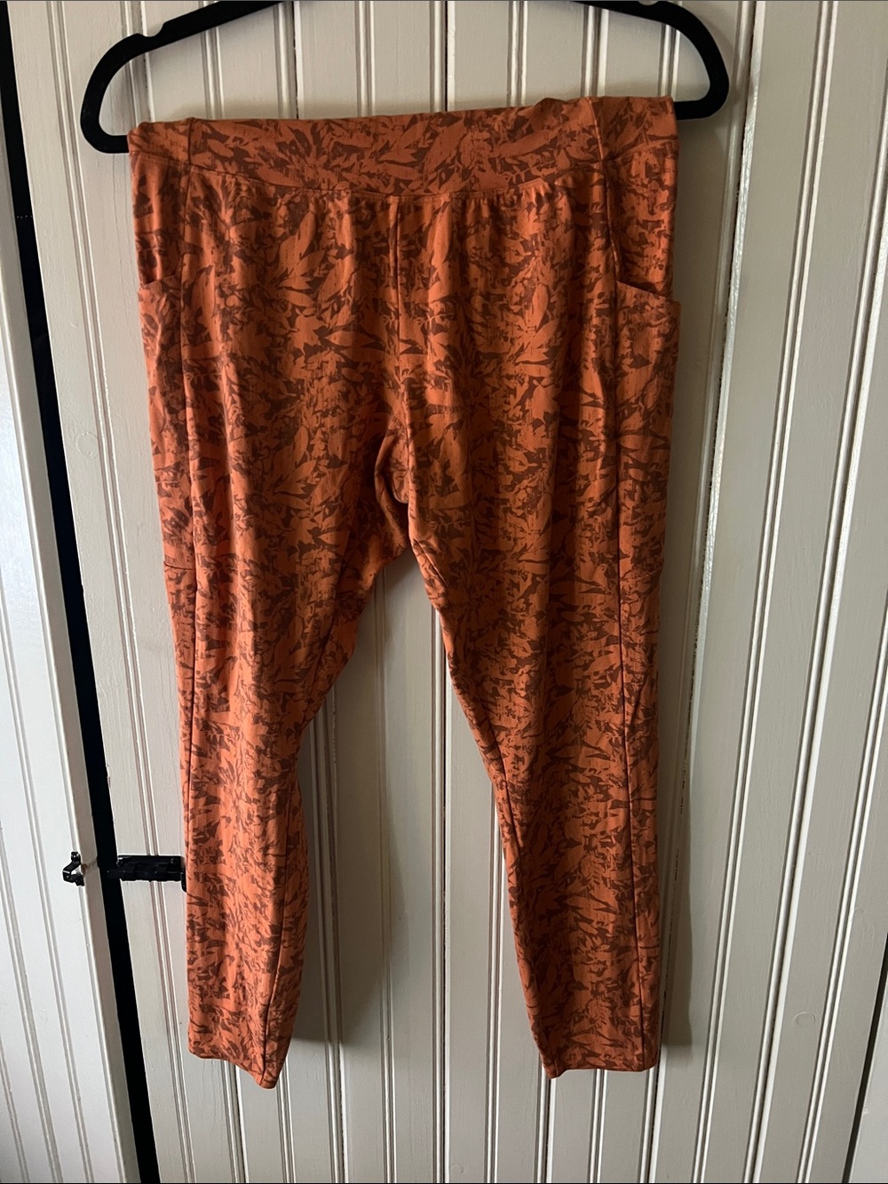 REI Cooperative Rust Marbled Capri Leggings Yoga Pants